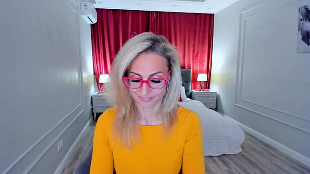 MuseOfStage's Webcam Show