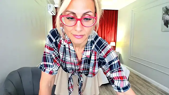 MuseOfStage's Live XXX Chat