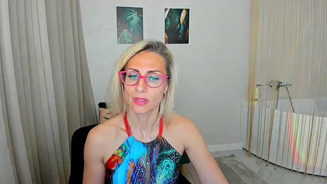 Chat XXX en directo de MuseOfStage