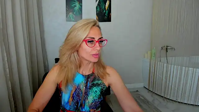 Chat +18 de MuseOfStage ao vivo