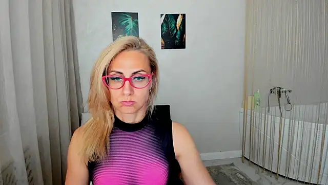 Chat XXX en directo de MuseOfStage
