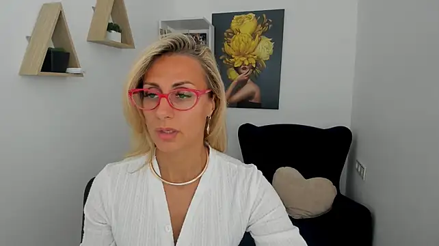 MuseOfStage's Live XXX Chat