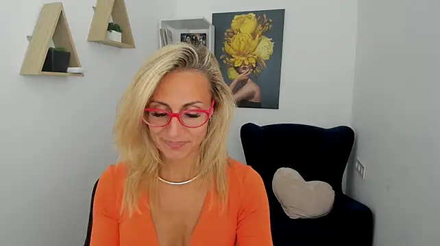 MuseOfStage's Live XXX Chat