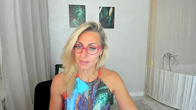 MuseOfStage Live XXX Chat