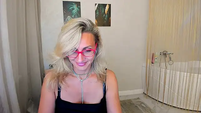 Chat +18 de MuseOfStage ao vivo