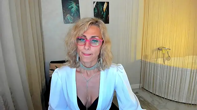 Chat XXX ao vivo de MuseOfStage