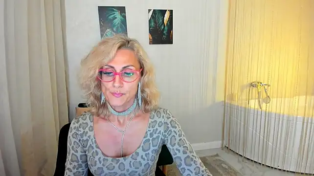 MuseOfStage's Webcam Show