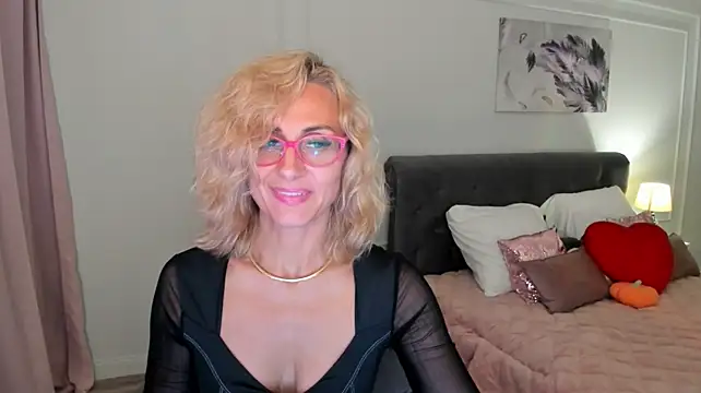 MuseOfStage's Live XXX Chat