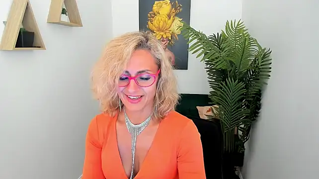 MuseOfStage's Live XXX Chat