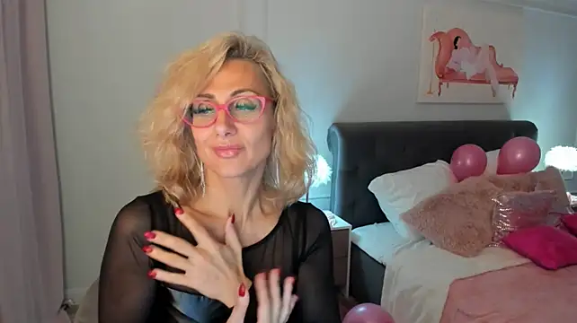 MuseOfStage's Live XXX Chat