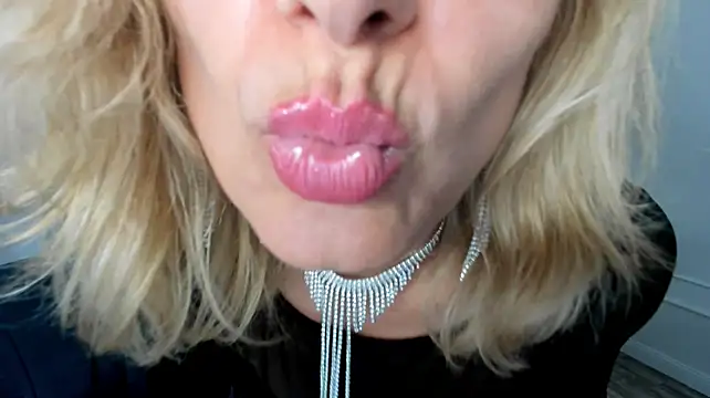 MuseOfStage's Webcam Show