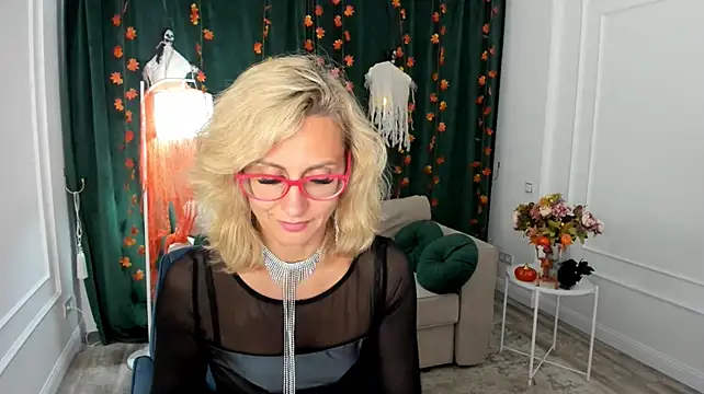 MuseOfStage's Live XXX Chat