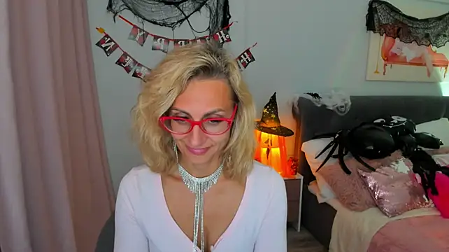 MuseOfStage's Webcam Show