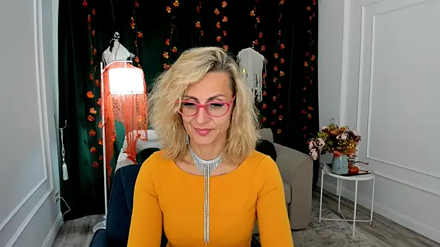 MuseOfStage: вебкам-шоу