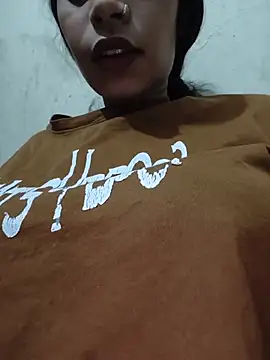 XXX chat uživo modela Aameesha