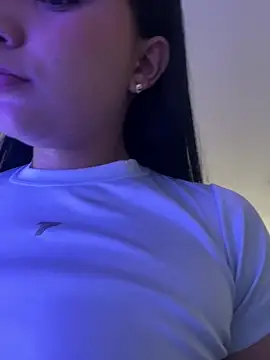 Hhannachiki's Live XXX Chat