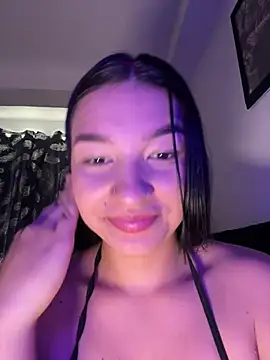 Hhannachiki's Live XXX Chat