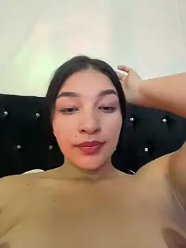 Chat +18 de Hhannachiki ao vivo