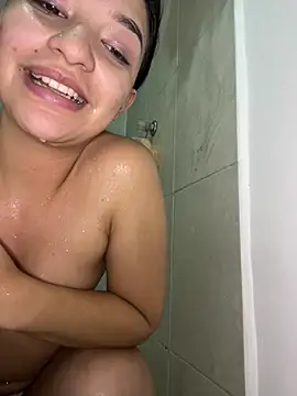 Chat XXX en directo de Hhannachiki