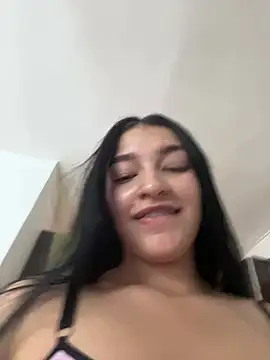 Chat XXX en directo de Hhannachiki
