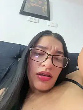 Chat XXX en directo de Hhannachiki