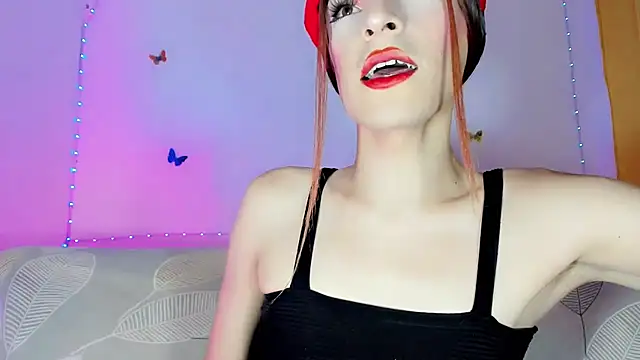 הופעת וובקאם של TatiGil