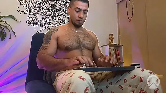 aaroncolombia Webcamshow