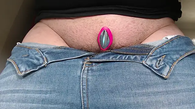 Chat XXX en directo de EmmyMessyX