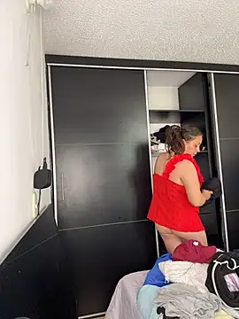 Webkamerová show EmmyDirtyHorny