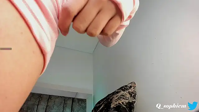 Queensophie_m webkamerás műsora
