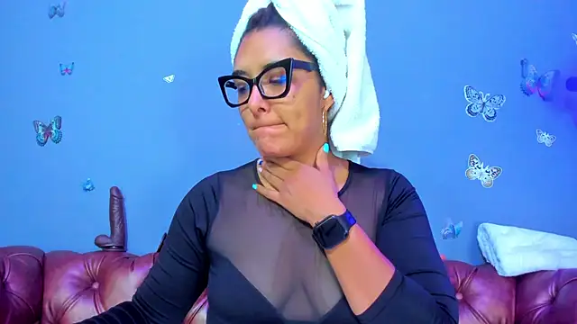Kaira_mosse Chat XXX in diretta
