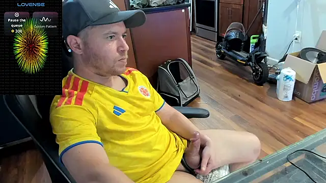 aaron_s_x Show in webcam