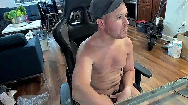 aaron_s_x Show in webcam
