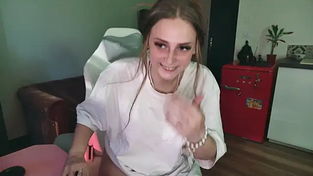 Celeste_Off XXX чат на живо