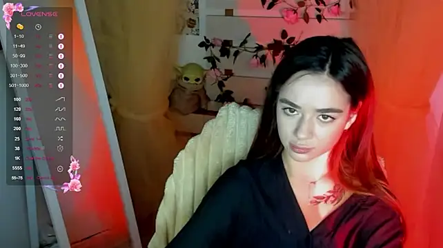 Bella_XO 即時 XXX 聊天