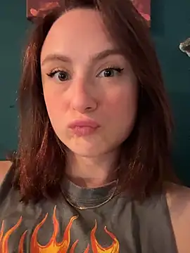 XXX chat uživo modela Dina_Tease