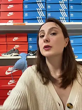 Pokazy przed kamerką – Dina_Tease