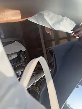 Show modela frnk30151 na web-kameri