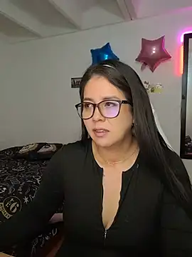 aimee_fordd Show in webcam