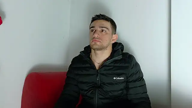 Sexy_Alejandro_ Show Webcam
