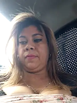 Laura-Hernandez's Webcam Show