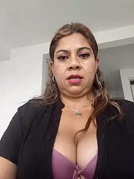 Laura-Hernandez 网络视讯表演