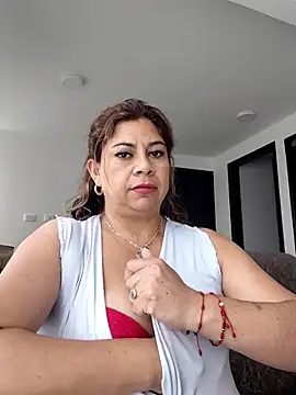 Laura-Hernandez live XXX chat