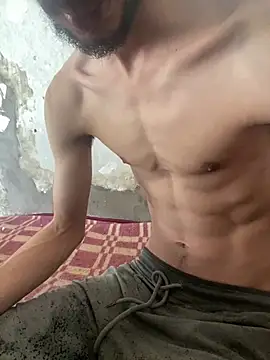 NchadeeQ_n7wiiiQ Show Webcam