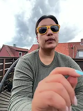 Alma- Live XXX-chat