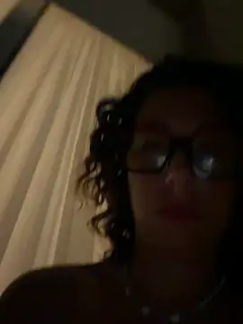 La_stefy96 Adlı Modelin Canlı XXX Sohbeti