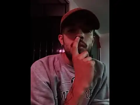 Aaronkiller: вебкам-шоу