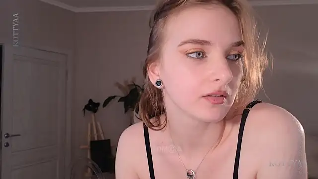 Chat XXX en directo de -Kottyaa-