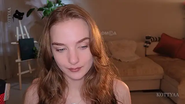 -Kottyaa- Adlı Modelin Canlı XXX Sohbeti