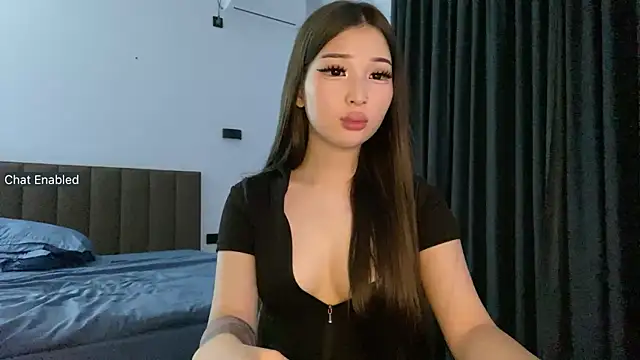 loolashowのライブXXXチャット